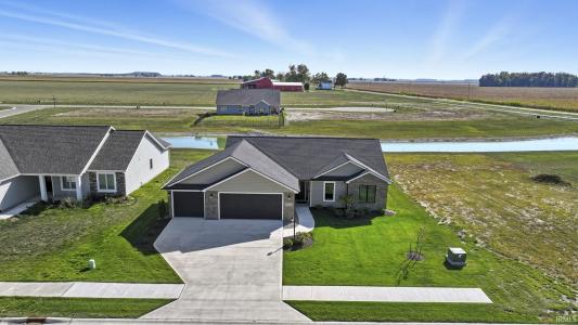 22238 Travertine Run, Woodburn, Indiana 46797, HOA KỲ