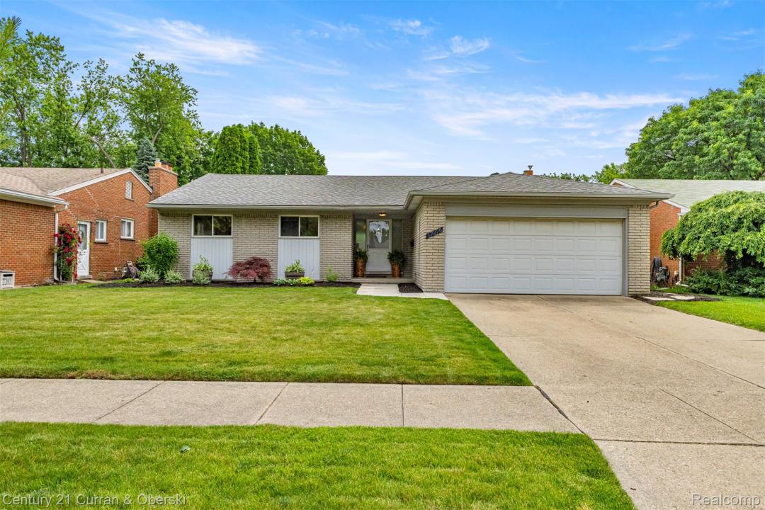 17276 Midway Avenue, Allen Park, Michigan 48101, Stati Uniti