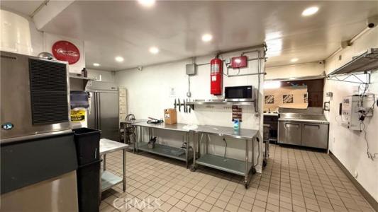 11919 Garfield Avenue, South Gate, California 90280, HOA KỲ