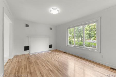 9032 Arlington Drive, Ypsilanti, Michigan 48198, Estados Unidos