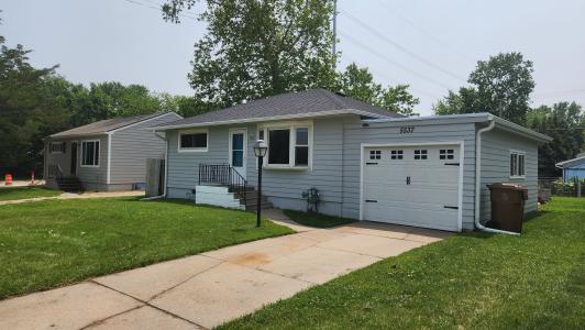 5537 Calvert, Lincoln, Nebraska 68506, USA