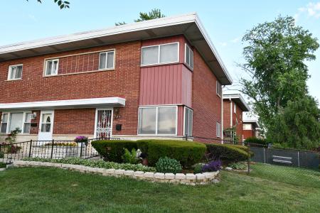 159 Village Ct, Des Plaines, Illinois 60016, USA