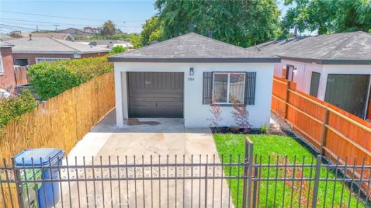 1964 E 114th Street, Los Angeles, California 90059, HOA KỲ