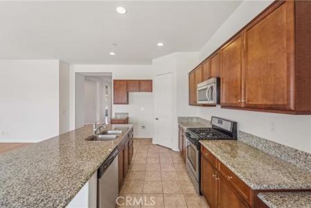 11210 River Run Street, Apple Valley, California 92308
