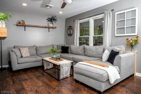 20 Eastbrook Ln Ln, Hampton Twp., Nueva Jersey 07860-6563, Estados Unidos