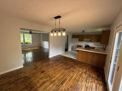 210 Blossom Ridge Dr., Corbin, Kentucky 40701, Amerika Birleşik Devletleri