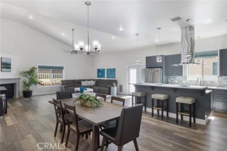1224 243rd Street, Harbor City, California 90710, Stati Uniti
