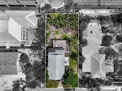 104 10th Street S, Bradenton Beach, Florida 34217