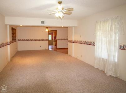 805 James Lane, Trumann, Arkansas 72472, USA