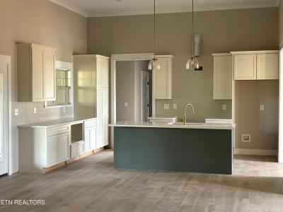 936 Herbert Drive, Greenback, Tennessee 37742, États-Unis