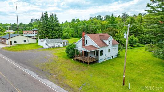 49650 N Bootjack Rd, Lake Linden, Michigan 49945