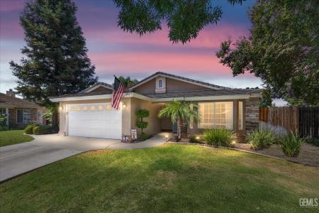 5812 Seasons Valley Court, Bakersfield, California 93313, USA
