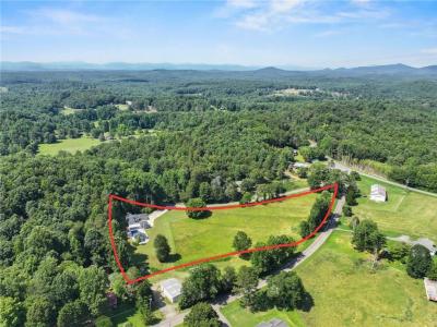 6592 Rufus Bryant Road, Dahlonega, 죠지아 30533, 미국