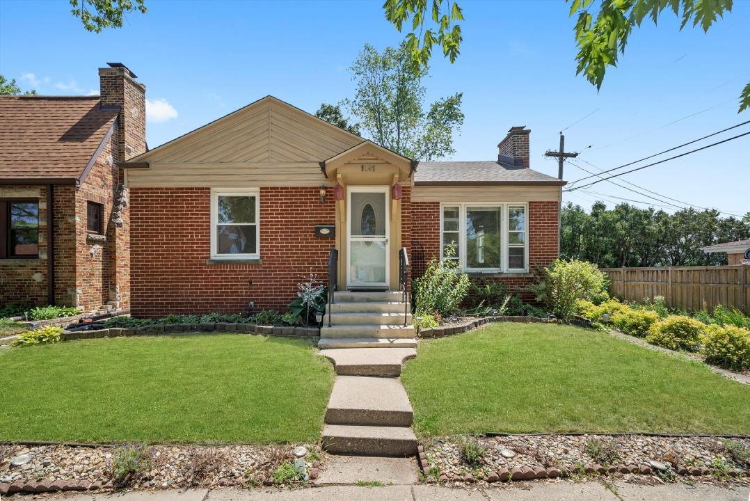 5145 Lee Street, Skokie, Illinois 60077, HOA KỲ