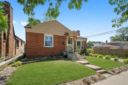 5145 Lee Street, Skokie, Illinois 60077, HOA KỲ