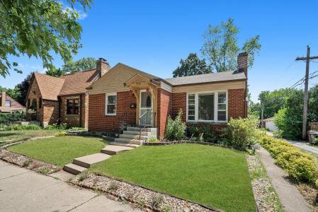 5145 Lee Street, Skokie, Illinois 60077, HOA KỲ