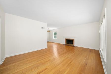 5145 Lee Street, Skokie, Illinois 60077, HOA KỲ