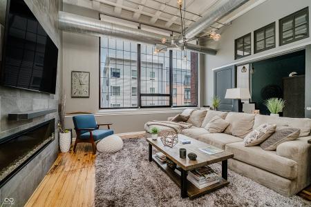 624 E Walnut Street , 26, Indianapolis, Indiana 46204
