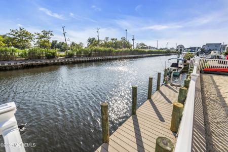 36 Joy Road, Manahawkin, New Jersey 08050