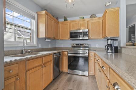 304 Canyon Dr., Conway, South Carolina 29526, USA