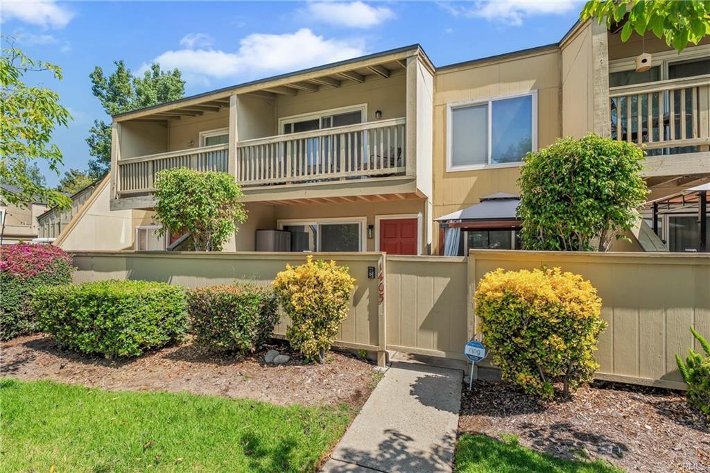 1405 Cypress St., San Dimas, California 91773, Stati Uniti
