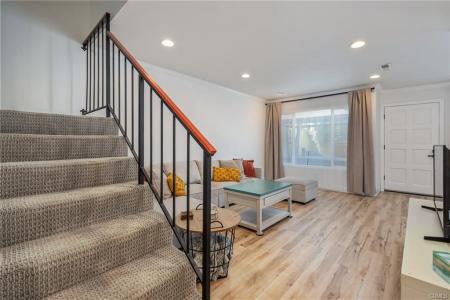 1405 Cypress St., San Dimas, California 91773, Stati Uniti
