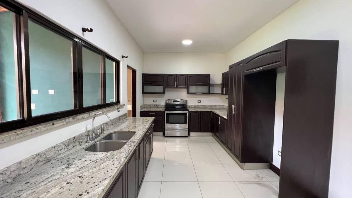 Condominio Lusso , Pozos Santa Ana, San José 00001, Costa Rica