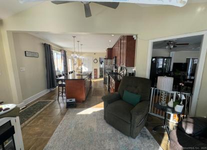 367 Lincoln Street, New Britain, 康乃迪克州 06052, 美国