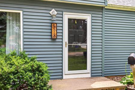 513 E Glendale Avenue, Appleton, Wisconsin 54911-2942