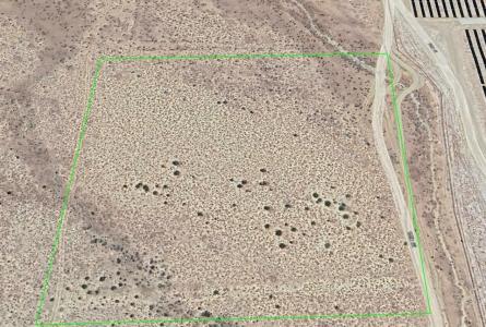 15th St E & Vic Reed Ave, Mojave, Californie 93501, États-Unis