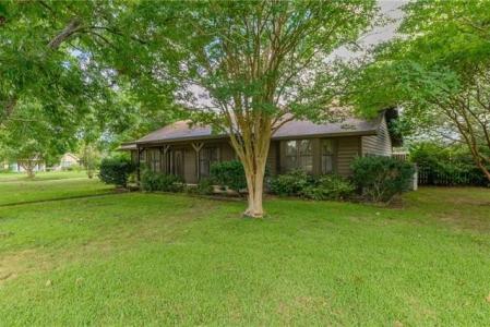 5252 LARK Lane, Alexandria, Louisiana 71303, Stati Uniti