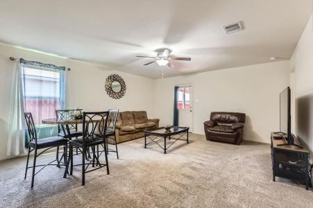 112 Niven PATH, Jarrell, Texas 76537, HOA KỲ