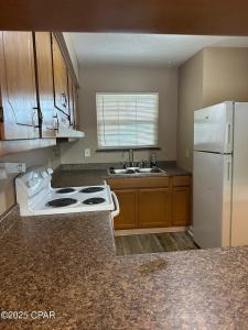 6913 Cherry Street X, Panama City, Florida 32404, USA
