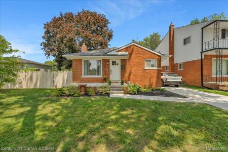 23139 Deziel Street, St. Clair Shores, Michigan 48082, USA