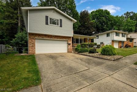 1423 Shanabrook Drive, Akron, オハイオ 44313, アメリカ合衆国