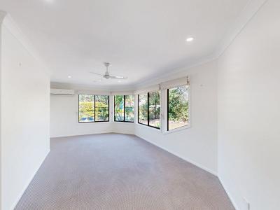 8 Lapilli Street, Keperra, QLD 4054, オーストラリア