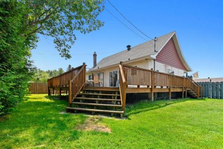 268  Rue Beaulieu, Maniwaki, Québec J9E 1A9, Canada