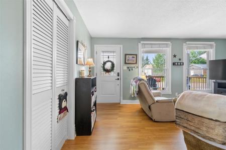 268  Rue Beaulieu, Maniwaki, Québec J9E 1A9, Canada