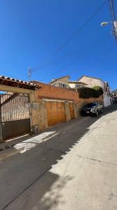 Pasaje Francisco Argandoña, a media cuadra de la facultad de pedagogía 2, Sucre, Chuquisaca 000, Bolívia