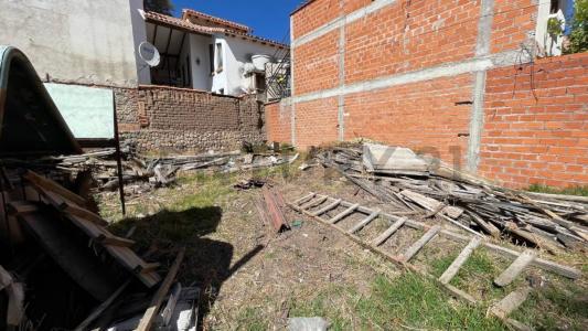 Pasaje Francisco Argandoña, a media cuadra de la facultad de pedagogía 2, Sucre, Chuquisaca 000, Bolivien
