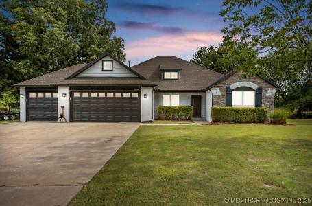 35108 E 101st Street, Coweta, Oklahoma 74429, USA