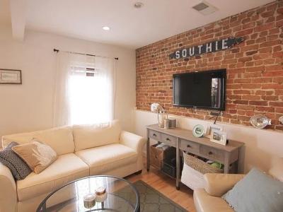 764 East 6th Street #3, Boston, ماساتشوستس 02127, الولايات المتحدة