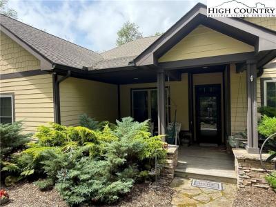 167 Rough Ridge Road, Sugar Mountain, Caroline Du Nord 28604, États-Unis
