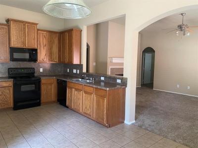 1734 Duck Cove Drive, Aubrey, Texas 76227