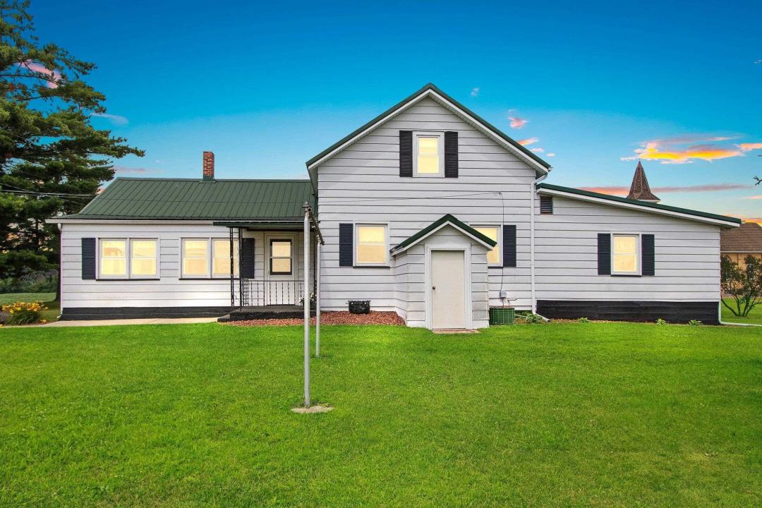 W5497 CHURCH Lane, PESHTIGO, Wisconsin 54157-9674, Stati Uniti