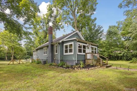 7840 Forest Beach Road, Watervliet, Michigan 49098