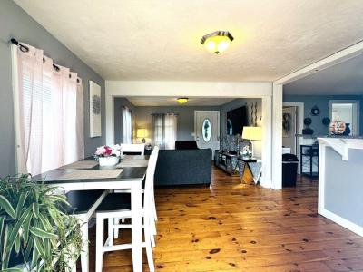 48 Ray Ave, Fitchburg, Massachusetts 01420, Stati Uniti