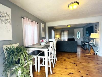 48 Ray Ave, Fitchburg, Massachusetts 01420, Stati Uniti