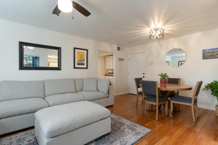 521 W Montecito Street , 4, Santa Barbara, California 93101, USA