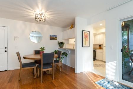 521 W Montecito Street , 4, Santa Barbara, カリフォルニア 93101, アメリカ合衆国